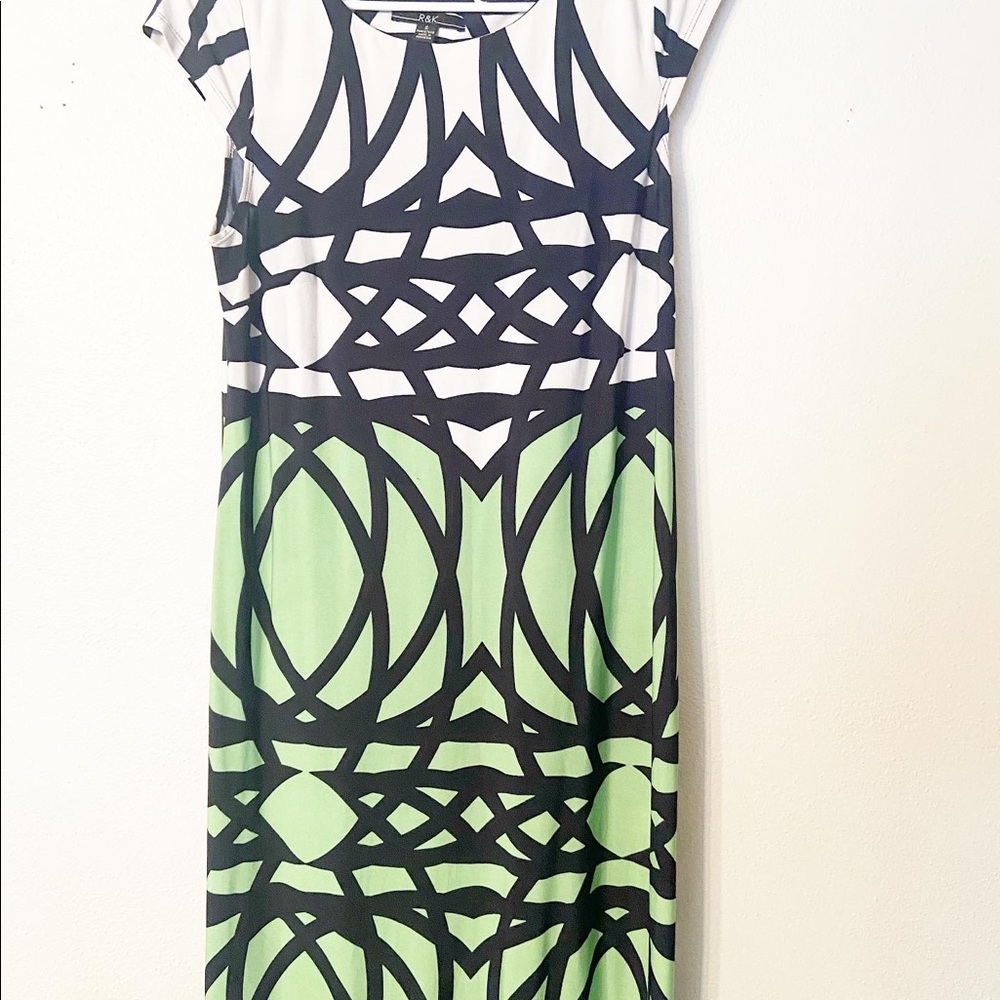 Summer cute R&K dress. - Picture 2 of 4